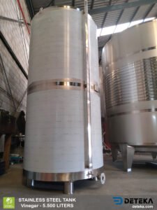 Depósito inoxidable 304 para almacenamiento de vinagre de 5,5 m³